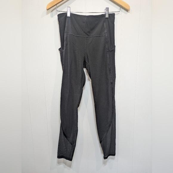Athleta Vitality Stash Pocket 7/8‎ Legging Size Small Black Performance Yoga - Picture 6 of 6